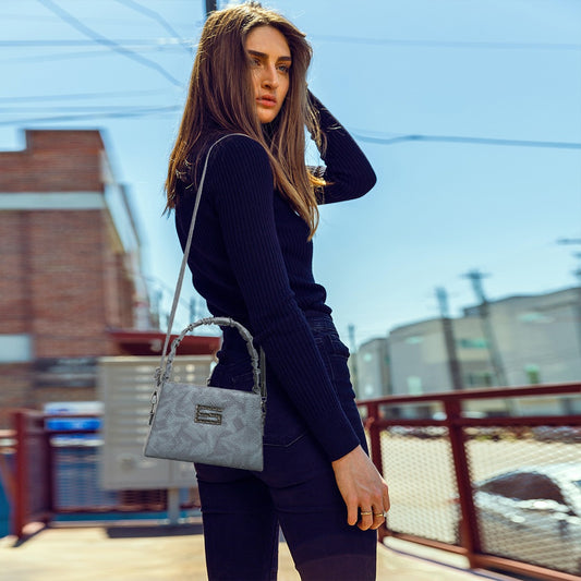 Chic & Spacious Leather Sling Bag – Everyday Essentials Organizer